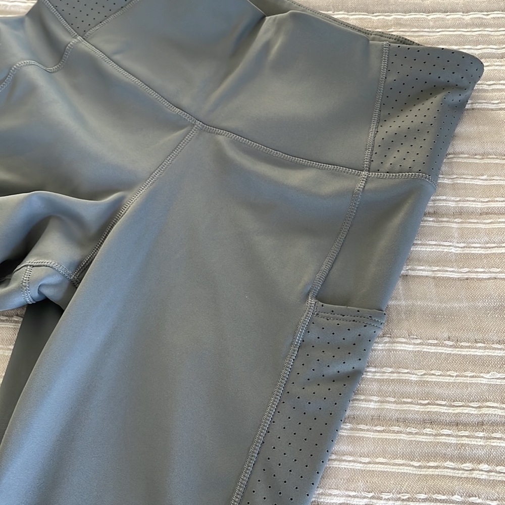 Gray Brooks capri leggings/bundle & save